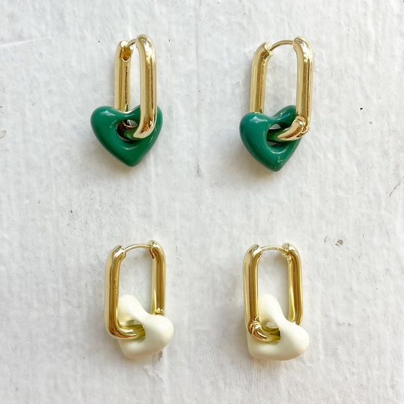 14k Gold Plated Heart Earrings NWT - Picture 3 of 6